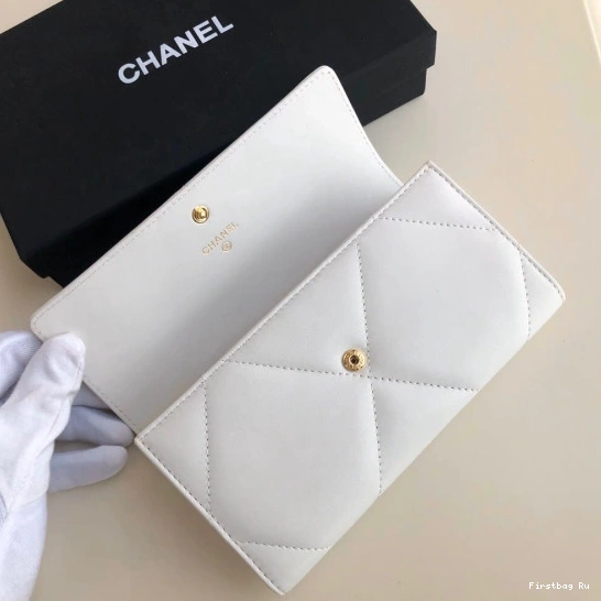 First Bag Ru LONG FLAP CHANEL 19 WALLET 0710